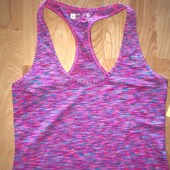 Workout Tank - Picture 2 of 4